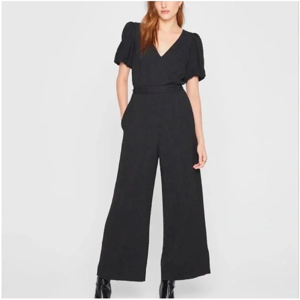 Club Monaco Open Back Jumpsuit 

Size 6